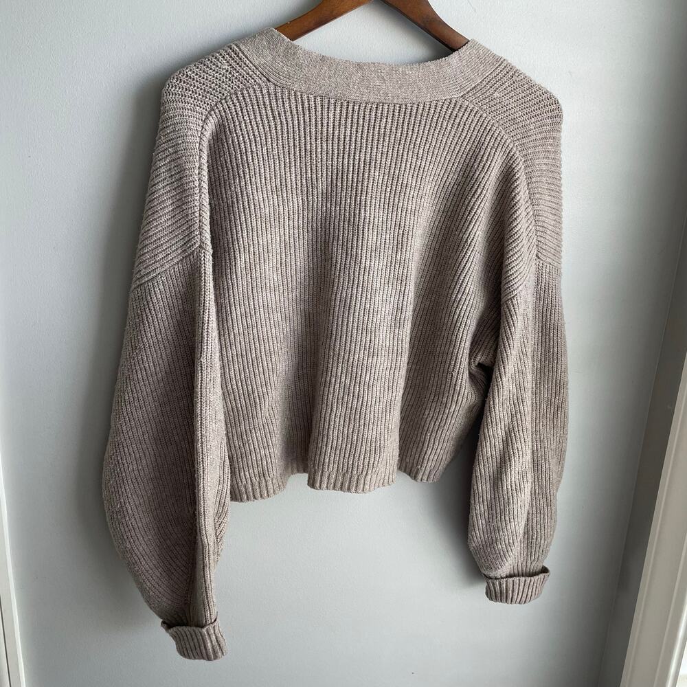 Saturday Sunday Anthropologie Cardigan Sweater V-neck cropped tan sz LP - Picture 6 of 9